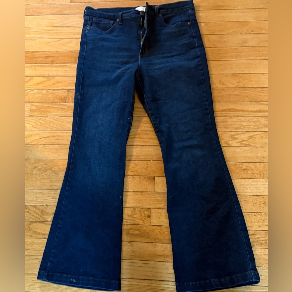 sofia by sofia vergara Melisa flare high rise dark wash stretch jeans size 16